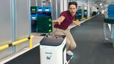 Material flow with 5G