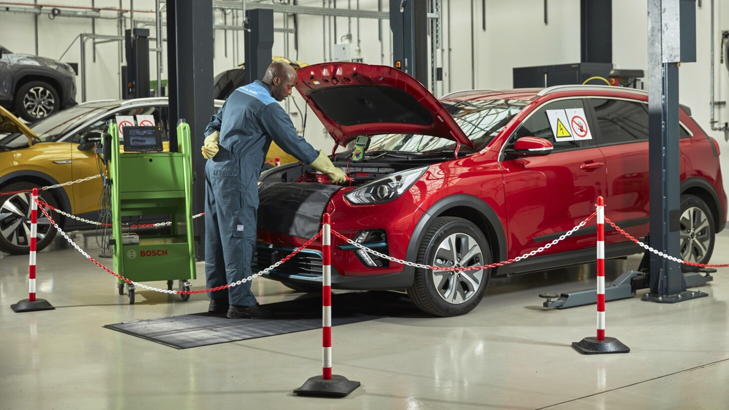 Bosch to showcase latest ADAS and Secure Diagnostic Access at UK Garage